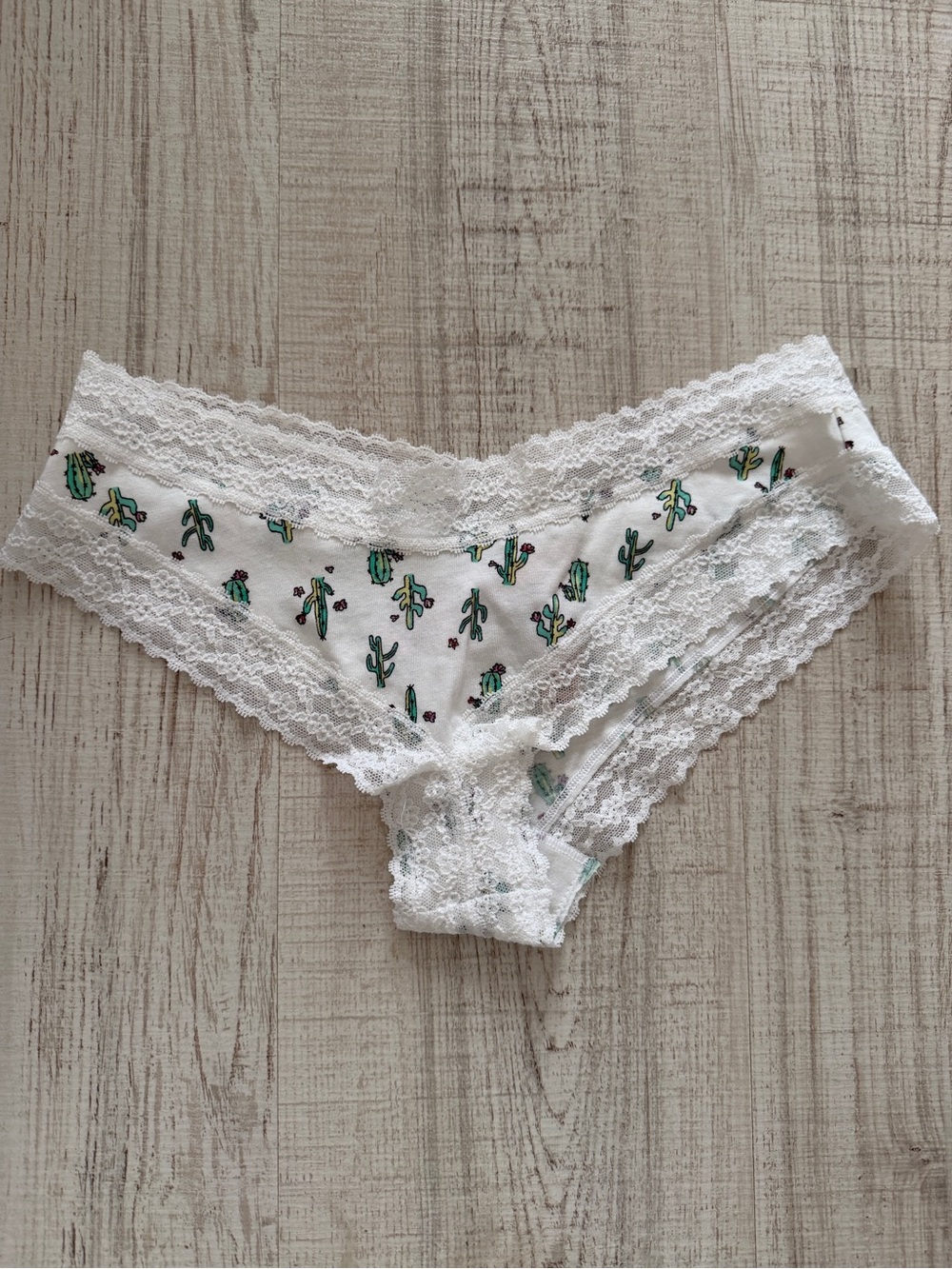 Victoria's Secret Cheeky Panty M Cactus